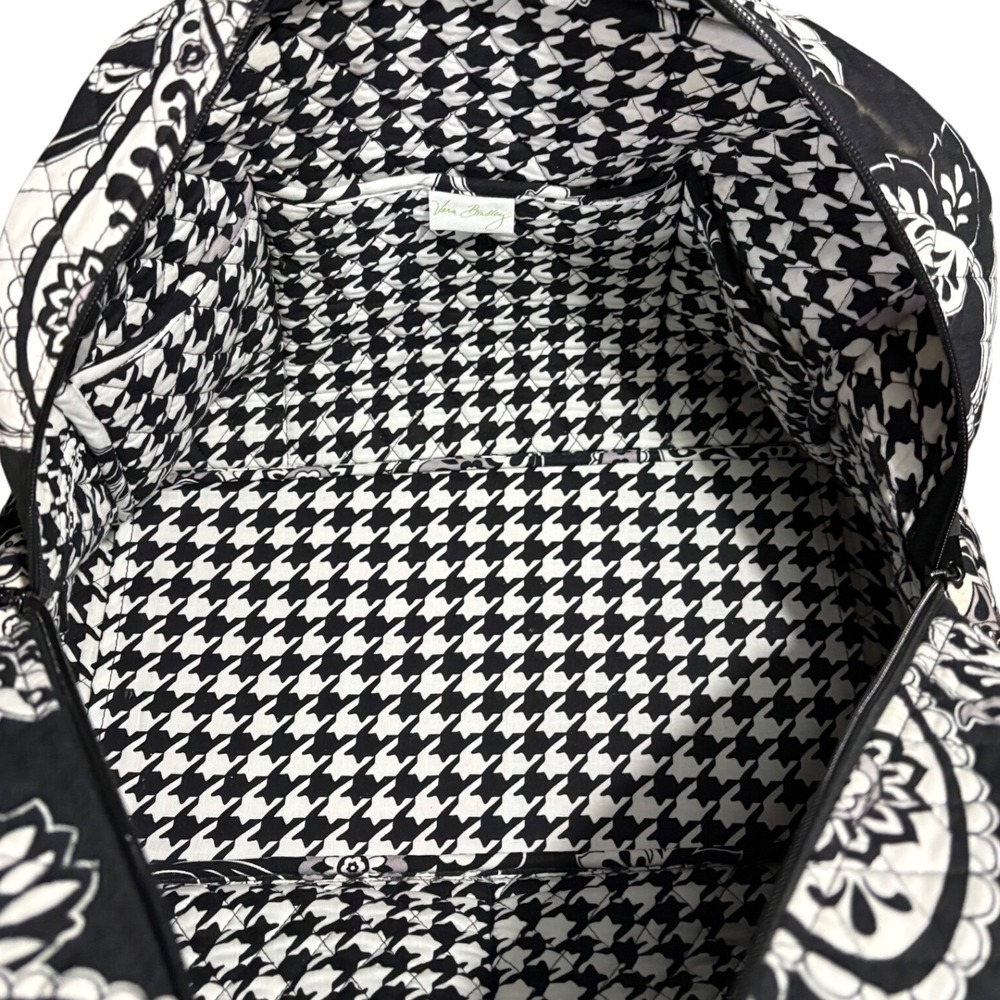Vera Bradley Weekender Bag Large Black White Paisley Quilted Travel Duffel - Picture 6 of 6